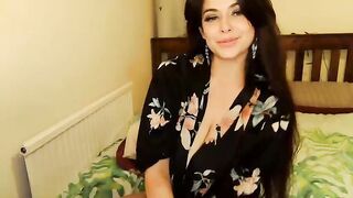 Hungarian gal with large saggy bazookas sucks nipps on livecam