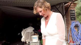 Molly sucks large schlong from Sam Bourne (Teen penis)