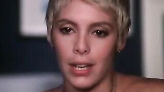 Nadia Cassini - Ecco lingua d'argento