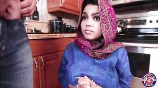 Arab teen gets her centre eastern vagina filled with cum
