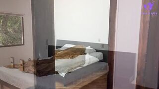 I on my roommate, this chab discovers me and bangs me until ends with a creampie in my cunt kortney_