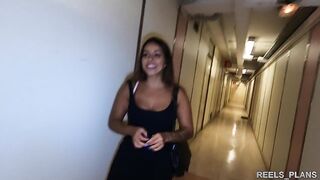 Une Canadienne Au Cul Parfait Trompe Son Mec, Se Fait Baiser En Anal Et En double penetration Pour Être Embauchée !!