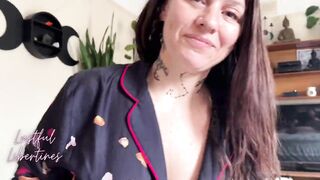 Stepmom catches me filming her, reluctant to cheat on daddy this babe still lets me cum on her unshaved mother i'd like to fuck twat
