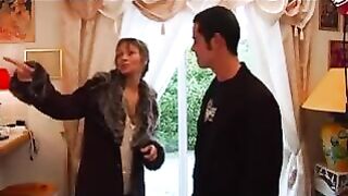 Ingrid recrute un homme de menage