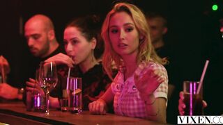 VIXEN Frenemies Kelly & Apolonia have intensive three-some