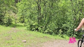 Żona zdradza męża na wycieczce rowerowej. Polska, to piękne mother i'd like to fuck, older. One są lepsze niż manga