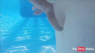 Woman with large bazookas and pierced nipps is getting fingered and drilled in the swimming pool