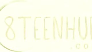 8teenhub - Jessi Summers has always liked getting her snatch eaten out in advance of sex