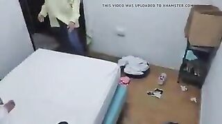 Sorprendida masturbandose