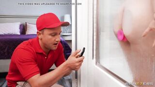 Fat wife screws by delivery man