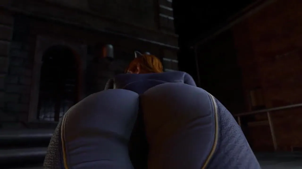 A victim succumbs to a headscissor choke