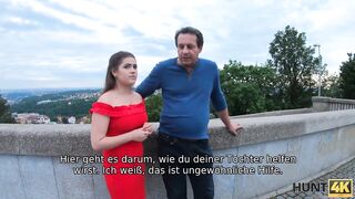 HUNT4K. Das Prager Mädchen in einem schönen roten Kleid zieht es mit Erlaubnis des Vaters gegen Bargeld aus