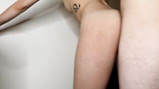 Teen cunt gets destroyed for a creampie